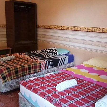 לנגקאווי Chenang Lodge Motel מראה חיצוני תמונה