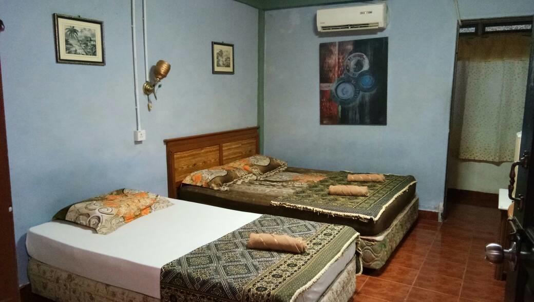 לנגקאווי Chenang Lodge Motel מראה חיצוני תמונה