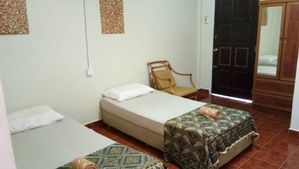 לנגקאווי Chenang Lodge Motel מראה חיצוני תמונה